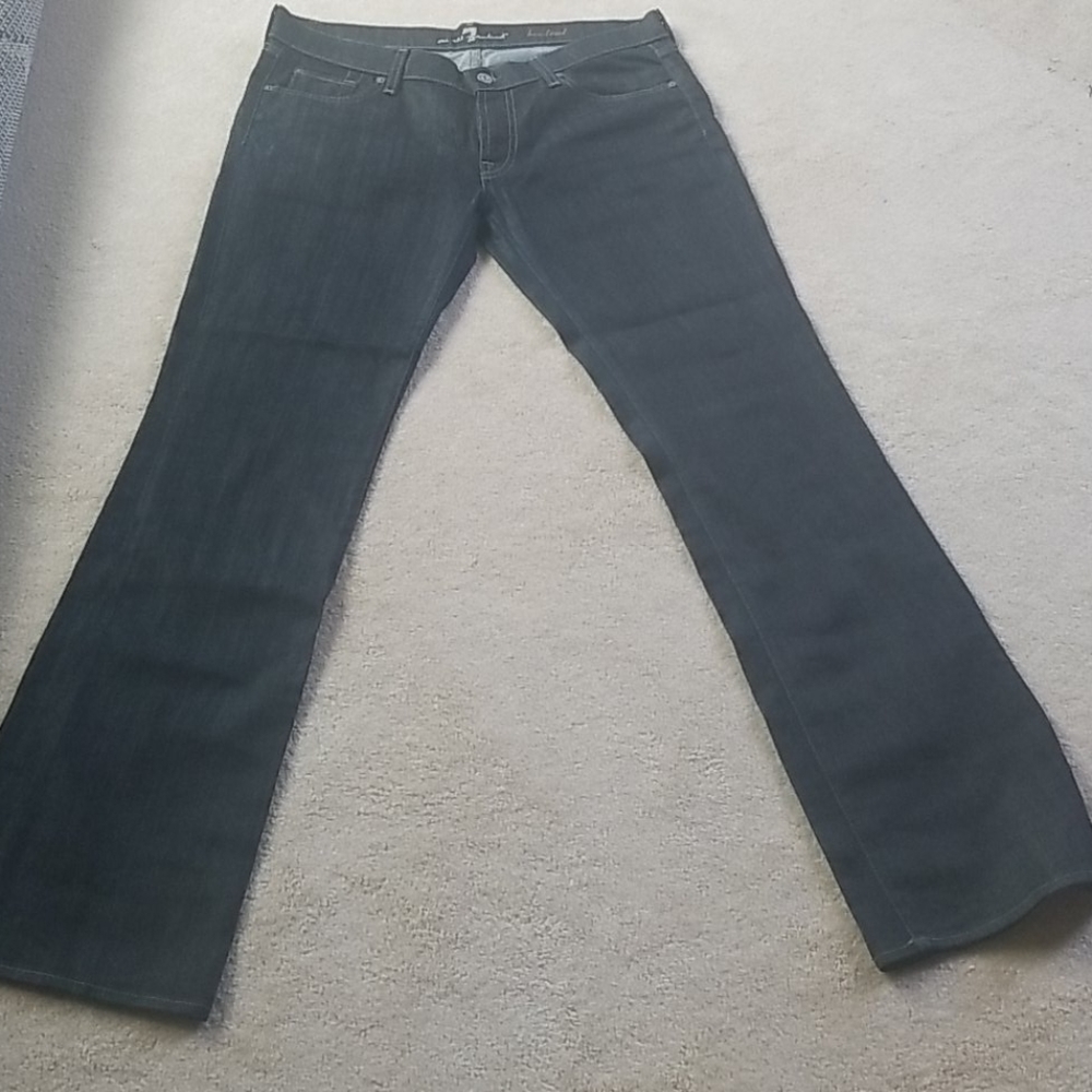 Jeans - Picture 3 of 4